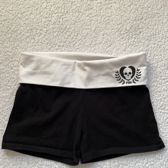 PINK Victoria's Secret Pants - Pink Yoga Shorts Size small